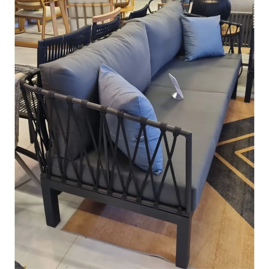 Sofá Luxemburgo – Sofisticação e Conforto | HG Decor Exclusive & Móveis Home Garden | Atibaia - SP